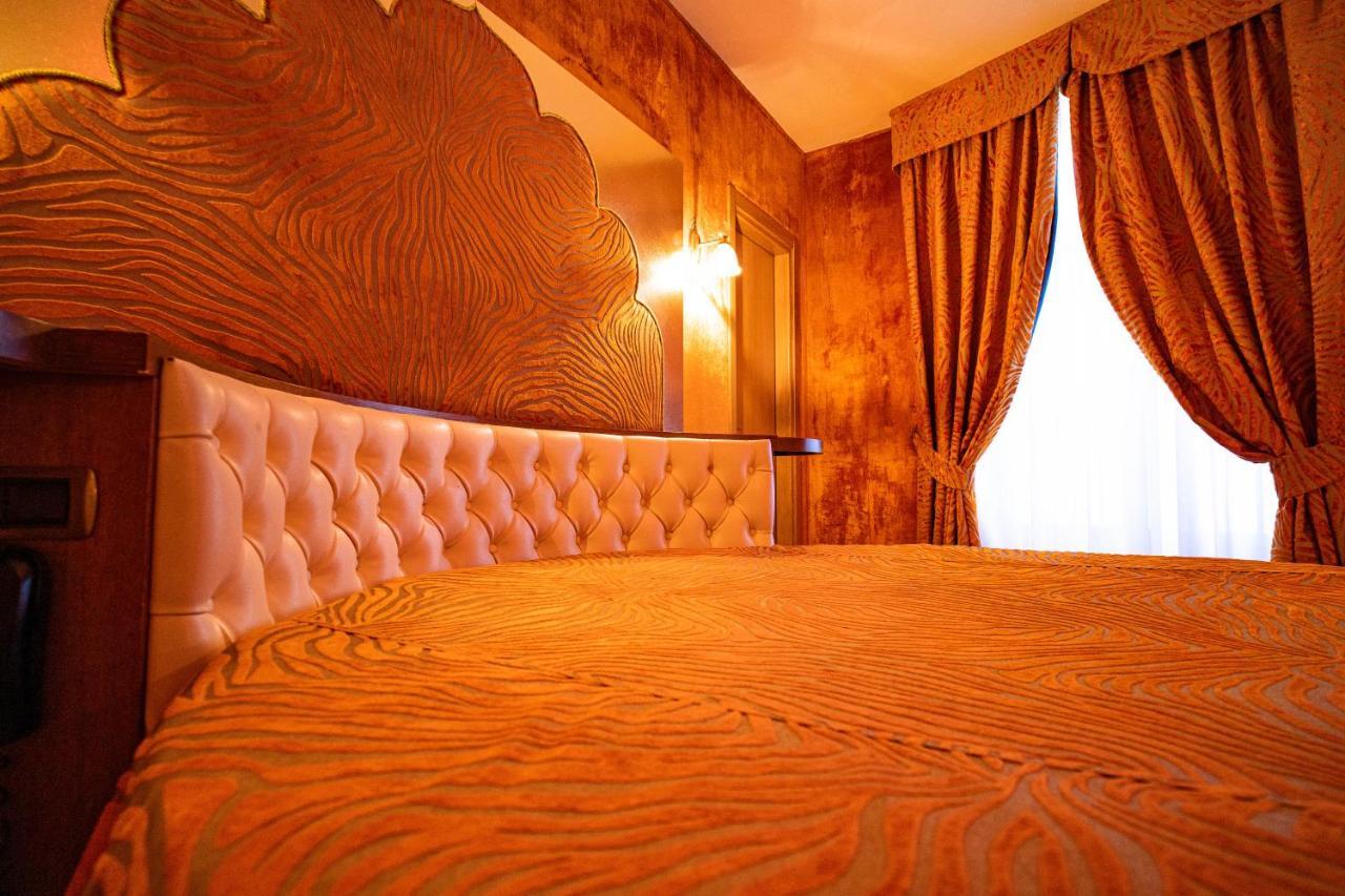 Marcantonio Hotel Giugliano In Campania Exterior photo